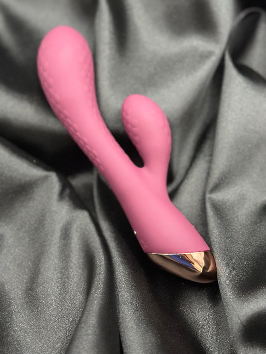 Ribbed Bliss Vibrator